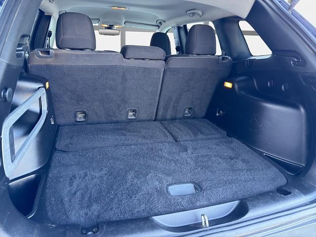 2015 Jeep Cherokee 4d SUV 4WD Latitude