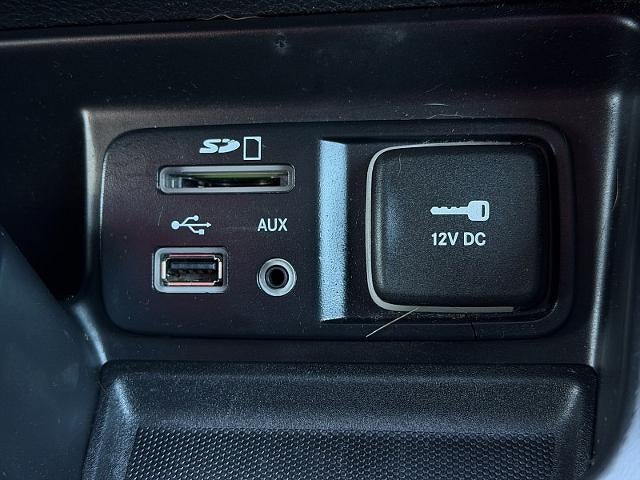 2015 Jeep Cherokee 4d SUV 4WD Latitude