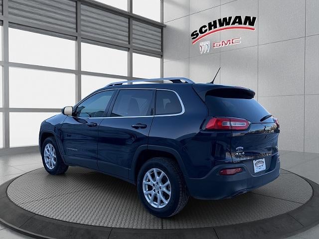 2015 Jeep Cherokee 4d SUV 4WD Latitude