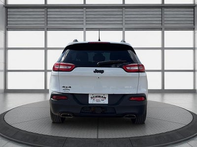 2015 Jeep Cherokee 4d SUV 4WD Altitude V6
