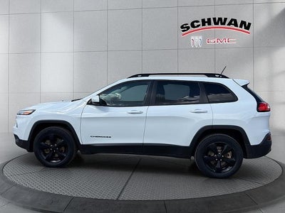 2015 Jeep Cherokee 4d SUV 4WD Altitude V6