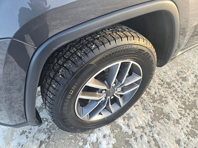 2020 Jeep Grand Cherokee 4d SUV 4WD Limited V6