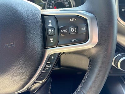 2025 RAM 1500 Big Horn Crew Cab 5'7" Box