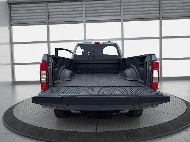 2022 Ford Super Duty F-350 SRW XLT Crew Cab 8' Box