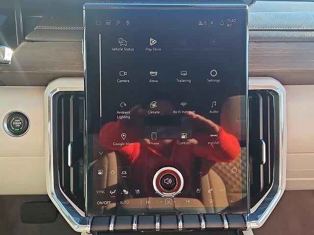 2024 GMC Acadia FWD Denali