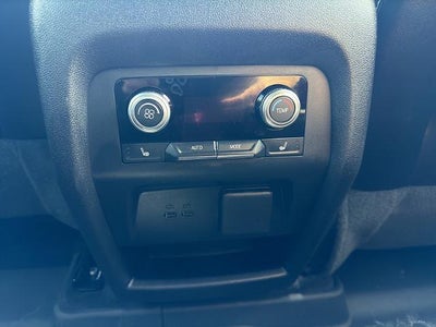 2025 GMC Acadia AWD AT4