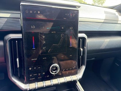 2025 GMC Acadia AWD AT4