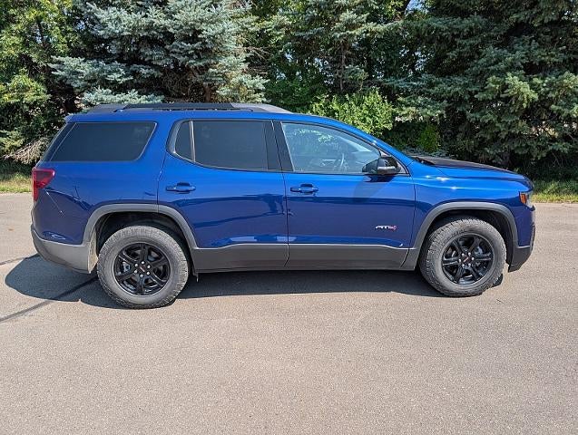 2023 GMC Acadia AT4