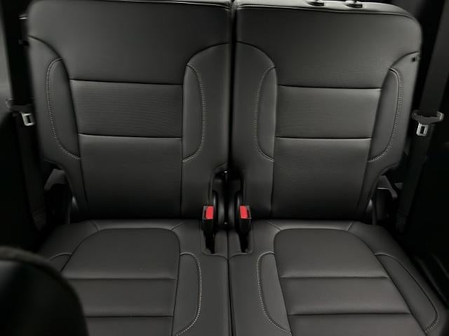 2022 GMC Acadia SLT