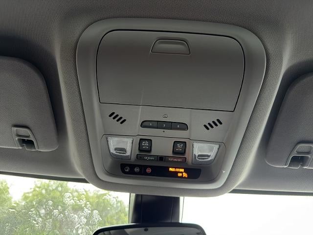 2022 GMC Acadia SLT