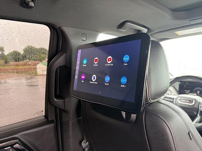 2025 GMC Yukon Elevation
