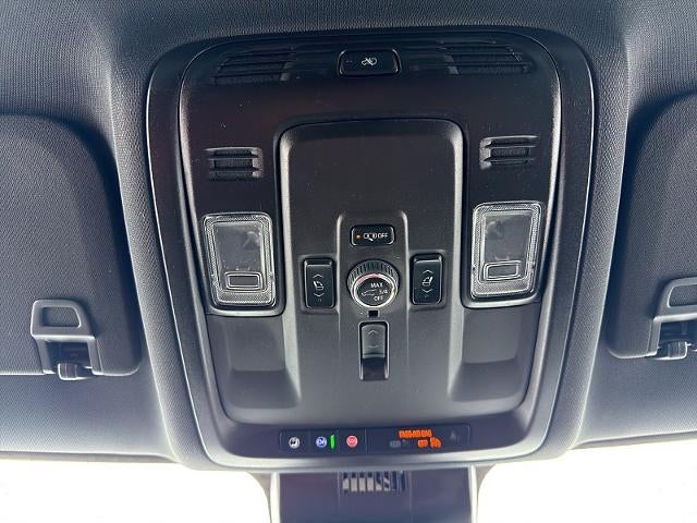 2025 GMC Yukon XL AT4