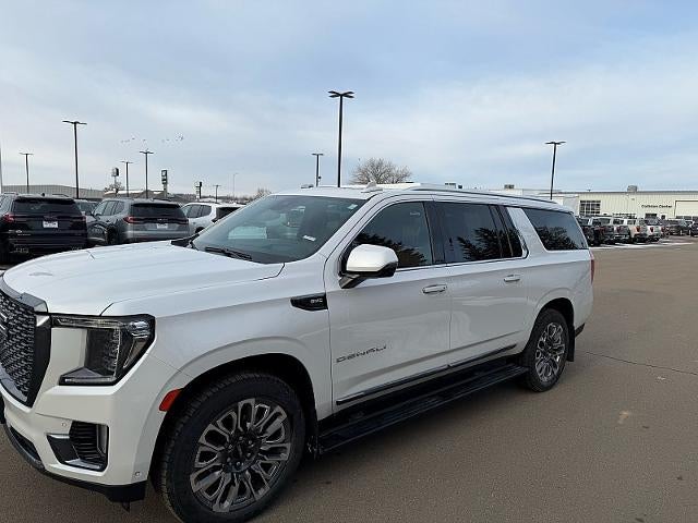 2023 GMC Yukon XL Denali Ultimate