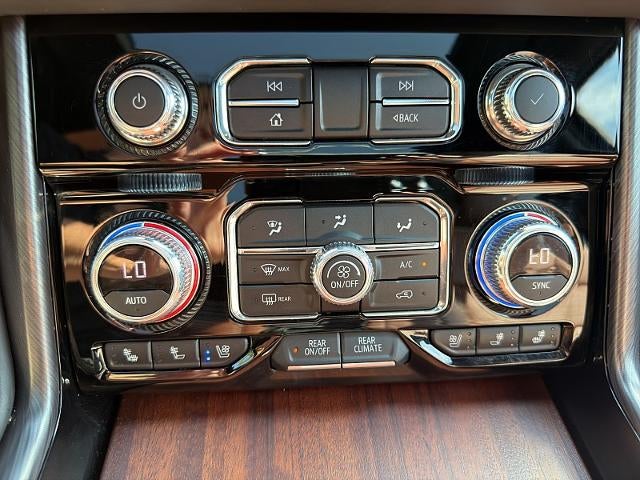 2023 GMC Yukon XL Denali Ultimate