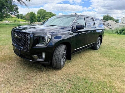 2023 GMC Yukon XL Denali Ultimate