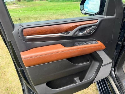 2023 GMC Yukon XL Denali Ultimate