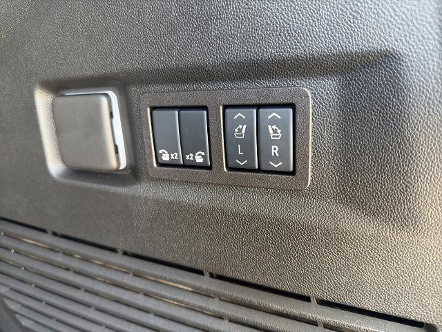 2025 GMC Yukon AT4 Ultimate