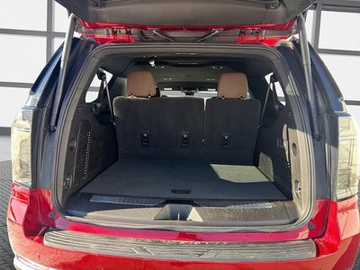 2025 Chevrolet Suburban High Country