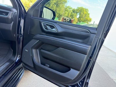2022 Chevrolet Suburban RST