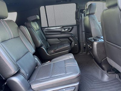 2022 Chevrolet Suburban RST