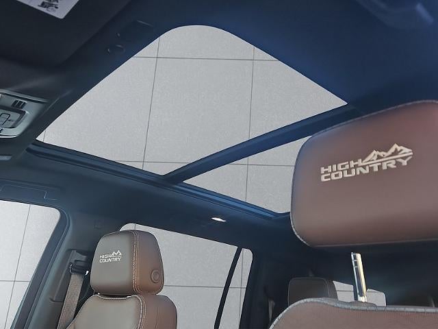 2021 Chevrolet Suburban High Country