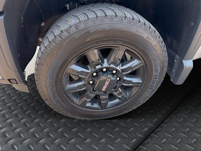 2025 GMC Sierra 2500 HD AT4