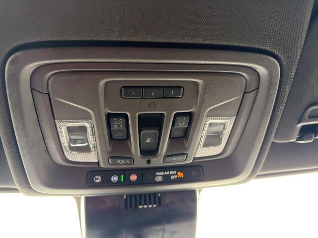 2025 GMC Sierra 3500 HD Denali