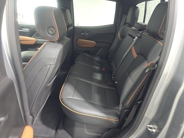 2025 GMC Canyon 4WD AT4