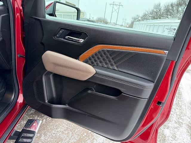 2025 GMC Canyon 4WD Denali