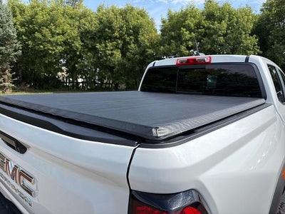 2024 GMC Canyon 4WD AT4