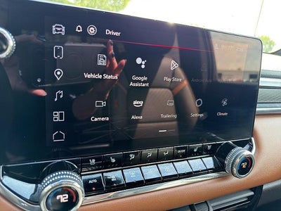 2024 GMC Canyon 4WD AT4