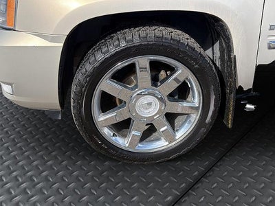 2008 Cadillac Escalade Base