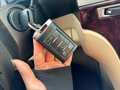 2008 Cadillac Escalade Base