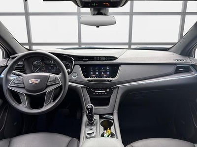 2026 Cadillac XT5 Luxury