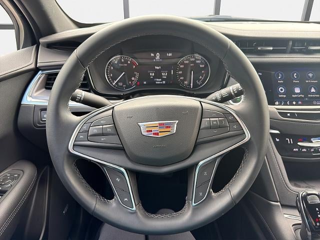 2026 Cadillac XT5 Luxury