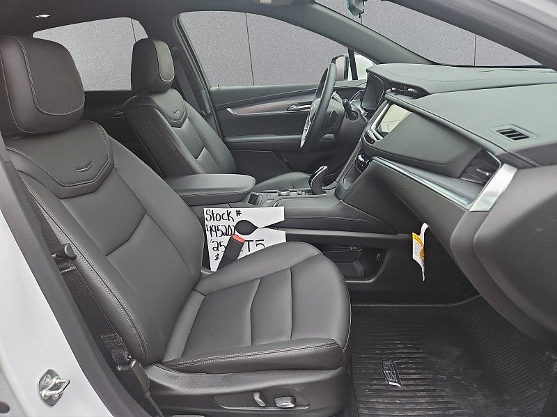 2025 Cadillac XT5 AWD Luxury