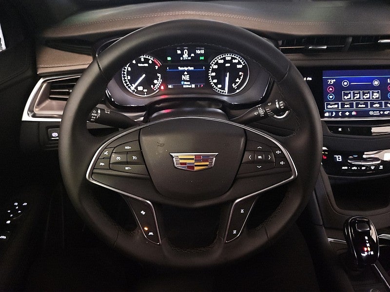 2025 Cadillac XT5 AWD Luxury