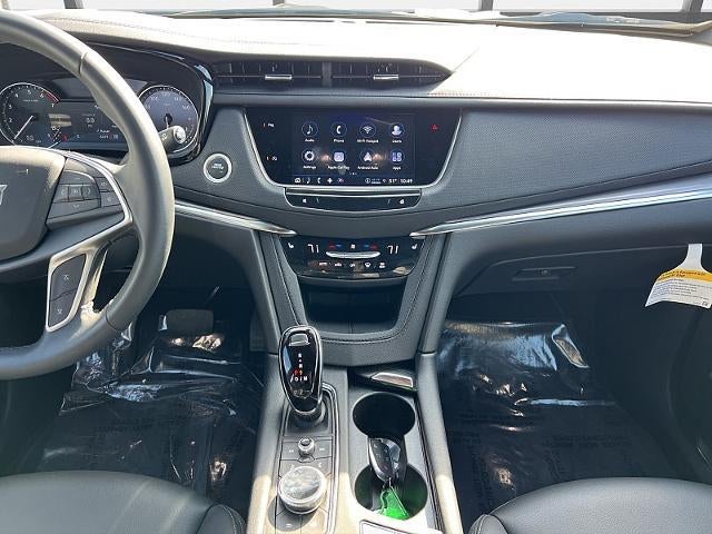 2025 Cadillac XT5 Luxury