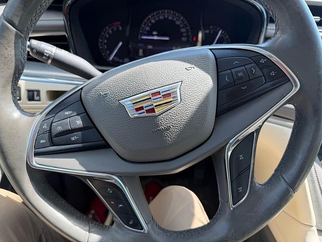 2017 Cadillac XT5 Luxury FWD