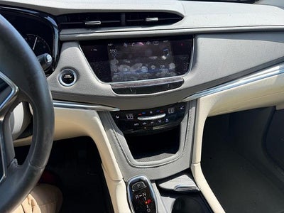 2017 Cadillac XT5 Luxury FWD