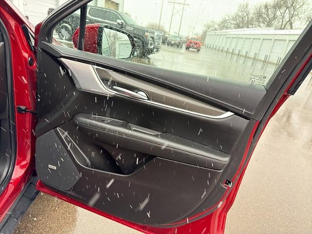 2021 Cadillac XT5 AWD Sport