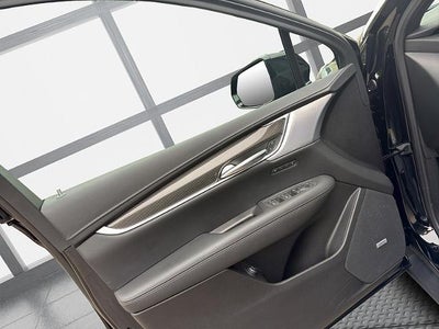 2025 Cadillac XT5 AWD Sport