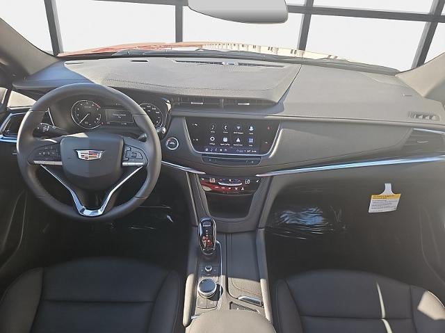 2025 Cadillac XT6 Luxury