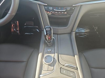 2025 Cadillac XT6 Luxury