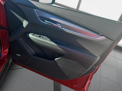 2025 Cadillac XT6 Luxury