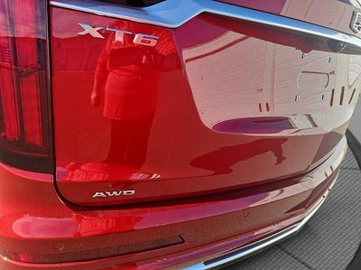 2025 Cadillac XT6 Luxury