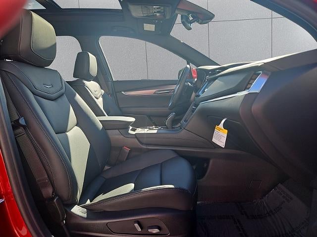 2025 Cadillac XT6 Luxury