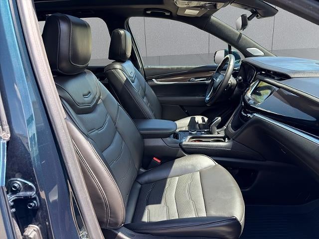 2025 Cadillac XT6 AWD Premium Luxury