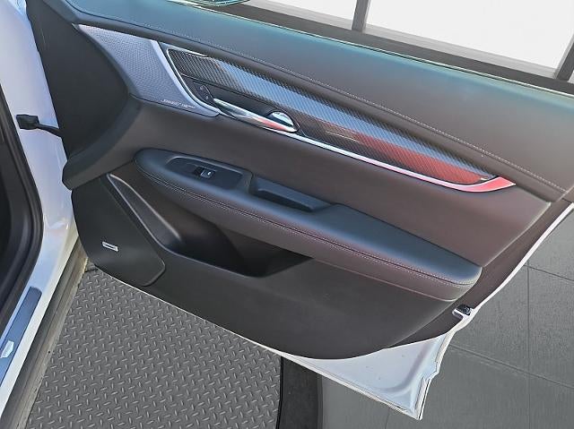 2025 Cadillac XT6 Sport