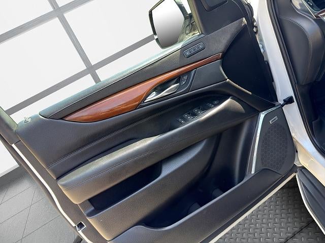 2018 Cadillac Escalade ESV Premium Luxury